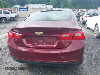 2016 Chevrolet Malibu LS z VIN 1G1ZB5ST8GF236255, wystawiony jako IAAI lot #42246635 z przebiegiem 119 942 mil mil oraz . Historia ofert i sprzedaży dostępna na DreamBid. Obrazek 16.