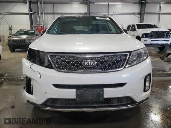 2014 Kia Sorento SX with VIN 5XYKWDA74EG543394, listed as a Copart auction lot 52903585 with 136,977 mi miles and Salvage Title. Bid and sale history available at DreamBid. Image 5.