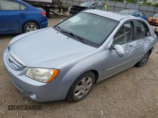 2006 Kia Spectra EX z VIN KNAFE121465362915, wystawiony jako IAAI lot #42367012 z przebiegiem 137 295 mil mil oraz . Historia ofert i sprzedaży dostępna na DreamBid. Obrazek 17.
