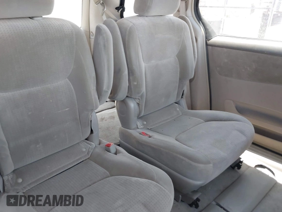 2007 Toyota Sienna CE with VIN 5TDZK23C57S045350, listed as a IAAI auction lot 42216969 with 218,726 mi miles and . Bid and sale history available at DreamBid. Image 8.