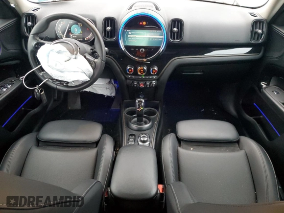 2024 MINI Countryman Cooper S with VIN WMZ83BR02R3R41180, listed as a Copart auction lot 88557455 with 17,406 mi miles and Non repairable. Bid and sale history available at DreamBid. Image 8.