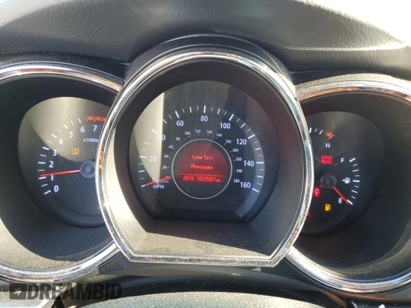 2013 Kia Optima LX z VIN 5XXGM4A76DG244326, wystawiony jako Copart lot #48129005 z przebiegiem 102 501 mil mil oraz Nie do naprawy • Non repairable. Historia ofert i sprzedaży dostępna na DreamBid. Obrazek 9.