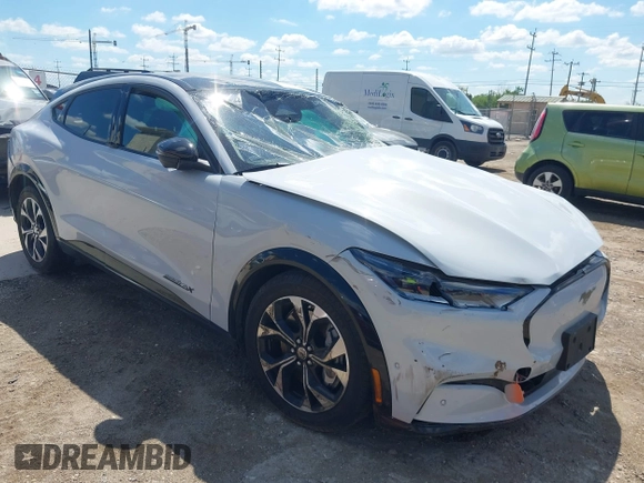 2023 Ford Mustang Mach-E Premium с VIN 3FMTK3SU2PMA96628, выставлен на аукционе IAAI как лот 42225953 с пробегом Не указан миль и . История ставок и продаж доступна на DreamBid. Изображение 1.