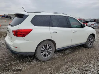 2017 Nissan Pathfinder S with VIN 5N1DR2MM1HC674583, listed as a Copart auction lot 51873795 with 128,539 mi miles and Clean Title. Bid and sale history available at carsss.com. Image 3.