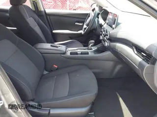 2024 Nissan Sentra SV with VIN 3N1AB8CV1RY315254, listed as a IAAI auction lot 42690988 with 34,080 mi miles and . Bid and sale history available at DreamBid. Image 5.