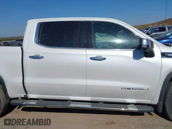 2020 GMC Sierra 1500 Denali with VIN 3GTU9FET8LG287861, listed as a IAAI auction lot 40678227 with 155,333 mi miles and . Bid and sale history available at carsss.com. Image 13.