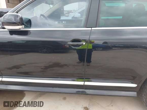 2006 Volkswagen Touareg 4.2L V8 with VIN WVGZM77L16D049838, listed as a IAAI auction lot 42069014 with 139,937 mi miles and . Bid and sale history available at DreamBid. Image 6.