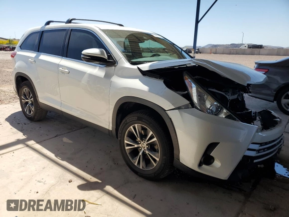 2019 Toyota Highlander LE z VIN 5TDZZRFH1KS367536, wystawiony jako Copart lot #55051045 z przebiegiem 67 732 mil mil oraz Szkoda całkowita • Salvage title. Historia ofert i sprzedaży dostępna na DreamBid. Obrazek 4.