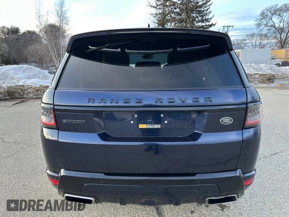 2019 Land Rover Range Rover Sport HSE Dynamic with VIN SALWV2SV2KA837855, listed as a Copart auction lot 53833675 with 124,107 mi miles and Clean Title. Bid and sale history available at carsss.com. Image 15.