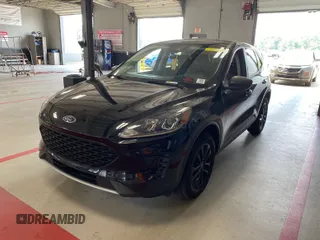 2022 Ford Escape SE z VIN 1FMCU9G67NUB89080, wystawiony jako IAAI lot #42788982 z przebiegiem 54 984 mil mil oraz . Historia ofert i sprzedaży dostępna na DreamBid. Obrazek 7.