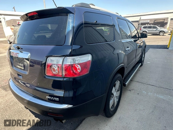 2011 GMC Acadia SLT2 with VIN 1GKKVSED8BJ301778, listed as a Copart auction lot 53149515 with 113,383 mi miles and Clean Title. Bid and sale history available at carsss.com. Image 4.