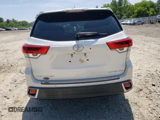 2017 Toyota Highlander Limited with VIN 5TDDZRFHXHS413030, listed as a Copart auction lot 58913115 with 93,295 mi miles and Salvage title. Bid and sale history available at DreamBid. Image 6.