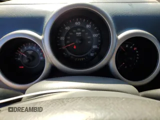 2003 Honda Element EX with VIN 5J6YH28503L017370, listed as a Copart auction lot 60040825 with 239,941 mi miles and Clean title. Bid and sale history available at DreamBid. Image 9.