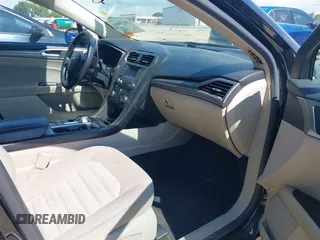 2017 Ford Fusion SE with VIN 3FA6P0H75HR391848, listed as a IAAI auction lot 40239061 with 173,515 mi miles. Bid and sale history available at carsss.com. Image 5.