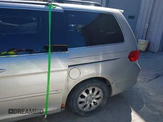 2008 Honda Odyssey EX-L with VIN 5FNRL38738B098262, listed as a IAAI auction lot 42061465 with 207,825 mi miles and . Bid and sale history available at DreamBid. Image 6.