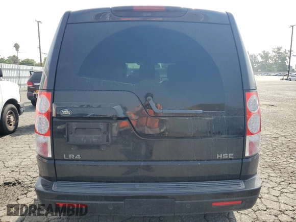 2013 Land Rover LR4 HSE z VIN SALAG2D41DA675440, wystawiony jako Copart lot #58377315 z przebiegiem 172 745 mil mil oraz Czysty tytuł • Clean title. Historia ofert i sprzedaży dostępna na DreamBid. Obrazek 6.