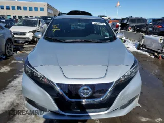 2019 Nissan LEAF SV z VIN 1N4AZ1CP1KC321044, wystawiony jako Copart lot #41230633 z przebiegiem 41 668 mil mil oraz . Historia ofert i sprzedaży dostępna na DreamBid. Obrazek 5.