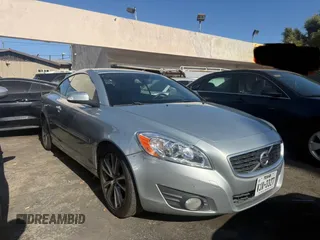2011 Volvo C70 с VIN YV1672MC9BJ107691, выставлен на аукционе Copart как лот 58440965 с пробегом 181 066 миль миль и Чистый • Clean title. История ставок и продаж доступна на DreamBid. Изображение 1.