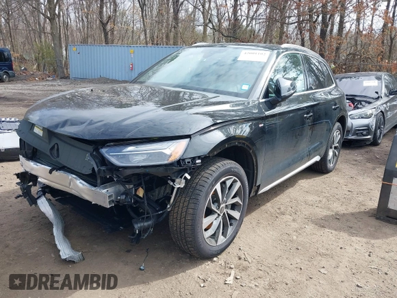 2025 Audi Q5 S line Premium Plus with VIN WA1EAAFY2S2035114, listed as a IAAI auction lot 42001102 with 778 mi miles and . Bid and sale history available at DreamBid. Image 19.