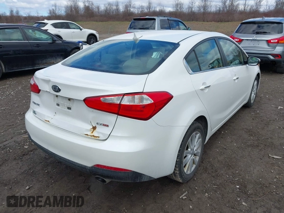 2014 Kia Forte EX with VIN KNAFX4A8XE5050378, listed as a IAAI auction lot 41923798 with 104,712 mi miles. Bid and sale history available at carsss.com. Image 4.