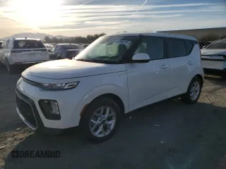 2022 Kia Soul LX with VIN KNDJ23AU8N7824456, listed as a Copart auction lot 47984295 with 2,115 mi miles and Salvage Title. Bid and sale history available at carsss.com. Image 1.