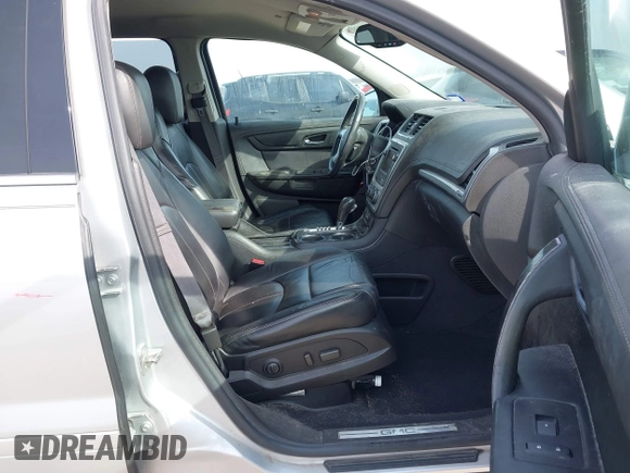 2014 GMC Acadia SLT with VIN 1GKKRRKD0EJ208646, listed as a IAAI auction lot 41583223 with 142,155 mi miles. Bid and sale history available at carsss.com. Image 5.