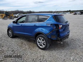 2017 Ford Escape SE z VIN 1FMCU0G96HUC89181, wystawiony jako Copart lot #50071915 z przebiegiem 102 458 mil mil oraz Szkoda całkowita • Salvage title. Historia ofert i sprzedaży dostępna na DreamBid. Obrazek 2.