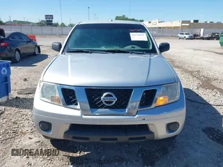 2012 Nissan Frontier SV z VIN 1N6AD0EV1CC409718, wystawiony jako IAAI lot #42278029 z przebiegiem 136 216 mil mil oraz . Historia ofert i sprzedaży dostępna na DreamBid. Obrazek 12.