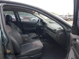2005 Dodge Stratus SXT z VIN 1B3EL46X15N679491, wystawiony jako IAAI lot #42265145 z przebiegiem 147 463 mil mil oraz . Historia ofert i sprzedaży dostępna na DreamBid. Obrazek 5.