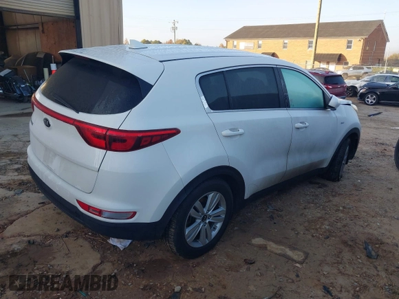 2018 Kia Sportage LX z VIN KNDPMCAC3J7394485, wystawiony jako IAAI lot #41106807 z przebiegiem 104 865 mil mil oraz . Historia ofert i sprzedaży dostępna na DreamBid. Obrazek 4.