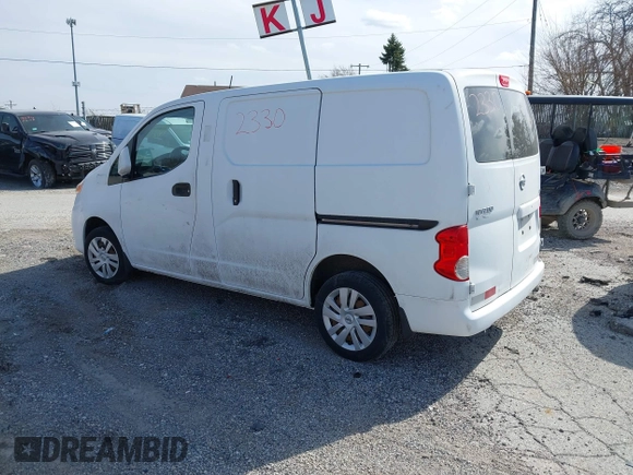 2017 Nissan NV200 SV z VIN 3N6CM0KN9HK701941, wystawiony jako IAAI lot #41862330 z przebiegiem 190 152 mil mil oraz . Historia ofert i sprzedaży dostępna na DreamBid. Obrazek 3.