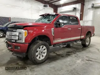 2019 Ford F-350 XL with VIN 1FT8W3BT8KEF44200, listed as a Copart auction lot 60552965 with 140,040 mi miles and Salvage title. Bid and sale history available at DreamBid. Image 1.
