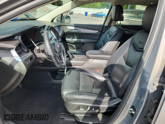 2019 Cadillac XT5 Luxury FWD z VIN 1GYKNCRS3KZ139886, wystawiony jako Copart lot #62167155 z przebiegiem 96 251 mil mil oraz Szkoda całkowita • Salvage title. Historia ofert i sprzedaży dostępna na DreamBid. Obrazek 7.