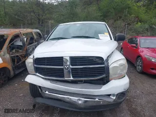 2006 Dodge Ram 1500 SLT with VIN 1D7HA18N26J173372, listed as a IAAI auction lot 41859016 with 129,028 mi miles. Bid and sale history available at carsss.com. Image 6.