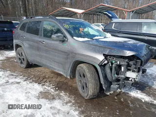 2018 Jeep Cherokee Latitude Tech Connect with VIN 1C4PJMCX7JD560071, listed as a IAAI auction lot 41378602 with 89,464 mi miles. Bid and sale history available at carsss.com. Image 1.