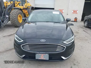 2019 Ford Fusion SEL with VIN 3FA6P0CD9KR237633, listed as a IAAI auction lot 41850201 with 68,157 mi miles. Bid and sale history available at carsss.com. Image 13.
