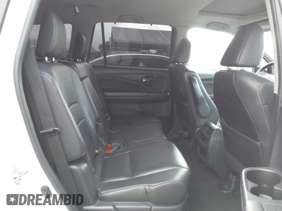2020 Honda Pilot EX-L with VIN 5FNYF5H57LB003059, listed as a IAAI auction lot 41685916 with 114,742 mi miles. Bid and sale history available at carsss.com. Image 8.