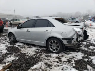 2006 Lincoln Zephyr with VIN 3LNHM26166R639927, listed as a Copart auction lot 39766244 with 122,090 mi miles and Salvage Title. Bid and sale history available at carsss.com. Image 2.