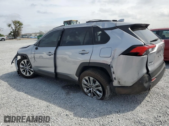 2020 Toyota RAV4 XLE Premium with VIN JTMC1RFV7LD055799, listed as a Copart auction lot 50522175 with 42,713 mi miles and Non Repairable. Bid and sale history available at carsss.com. Image 2.