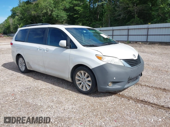 2012 Toyota Sienna XLE AAS z VIN 5TDYK3DC3CS186962, wystawiony jako IAAI lot #42325047 z przebiegiem Nie podano mil oraz . Historia ofert i sprzedaży dostępna na DreamBid. Obrazek 1.