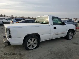 2003 Chevrolet Silverado 1500 with VIN 1GCEC14V93Z348632, listed as a Copart auction lot 83012644 with 132,115 mi miles and Salvage Title. Bid and sale history available at carsss.com. Image 3.