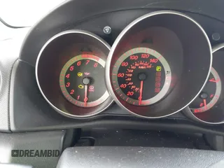 2005 Mazda 3 s z VIN JM1BK323551270547, wystawiony jako IAAI lot #42438767 z przebiegiem 108 009 mil mil oraz . Historia ofert i sprzedaży dostępna na DreamBid. Obrazek 12.