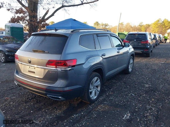 2021 Volkswagen Atlas 3.6L V6 SE w/Technology with VIN 1V2HR2CA7MC541252, listed as a IAAI auction lot 41217169 with 70,371 mi miles. Bid and sale history available at carsss.com. Image 4.