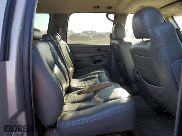 2004 GMC Yukon XL SLT with VIN 1GKEC16T44J308569, listed as a Copart auction lot 71376884 with 0 mi miles and Salvage Title. Bid and sale history available at carsss.com. Image 11.