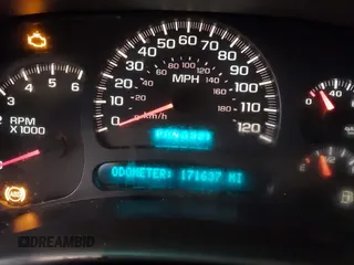 2006 Chevrolet Silverado 1500 Work Truck with VIN 1GCEC19X76Z300027, listed as a IAAI auction lot 41378404 with 171,637 mi miles. Bid and sale history available at carsss.com. Image 7.