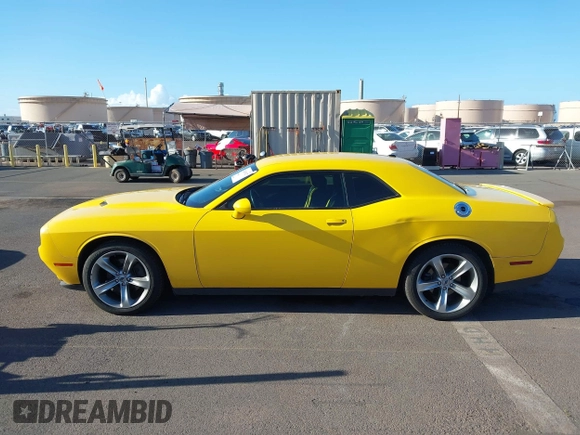 2017 Dodge Challenger SXT z VIN 2C3CDZAG3HH501610, wystawiony jako IAAI lot #42163027 z przebiegiem 66 464 mil mil oraz . Historia ofert i sprzedaży dostępna na DreamBid. Obrazek 14.