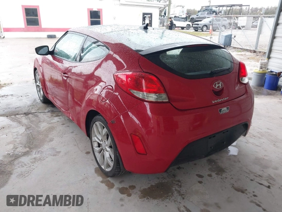 2013 Hyundai Veloster w/Gray Int with VIN KMHTC6AD4DU092345, listed as a IAAI auction lot 41382227 with 134,621 mi miles. Bid and sale history available at carsss.com. Image 6.
