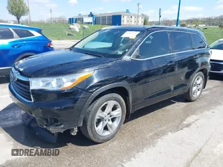 2015 Toyota Highlander Limited with VIN 5TDDKRFH4FS209616, listed as a IAAI auction lot 41961949 with 254,211 mi miles and . Bid and sale history available at DreamBid. Image 2.