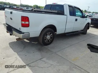 2006 Ford F-150 XL with VIN 1FTPX12VX6NB83220, listed as a IAAI auction lot 42001770 with 228,216 mi miles. Bid and sale history available at carsss.com. Image 4.