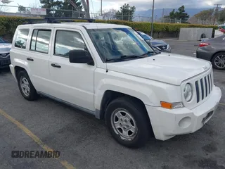 2009 Jeep Patriot Sport with VIN 1J4FT28A79D126348, listed as a IAAI auction lot 41709036 with 127,578 mi miles and . Bid and sale history available at DreamBid. Image 1.